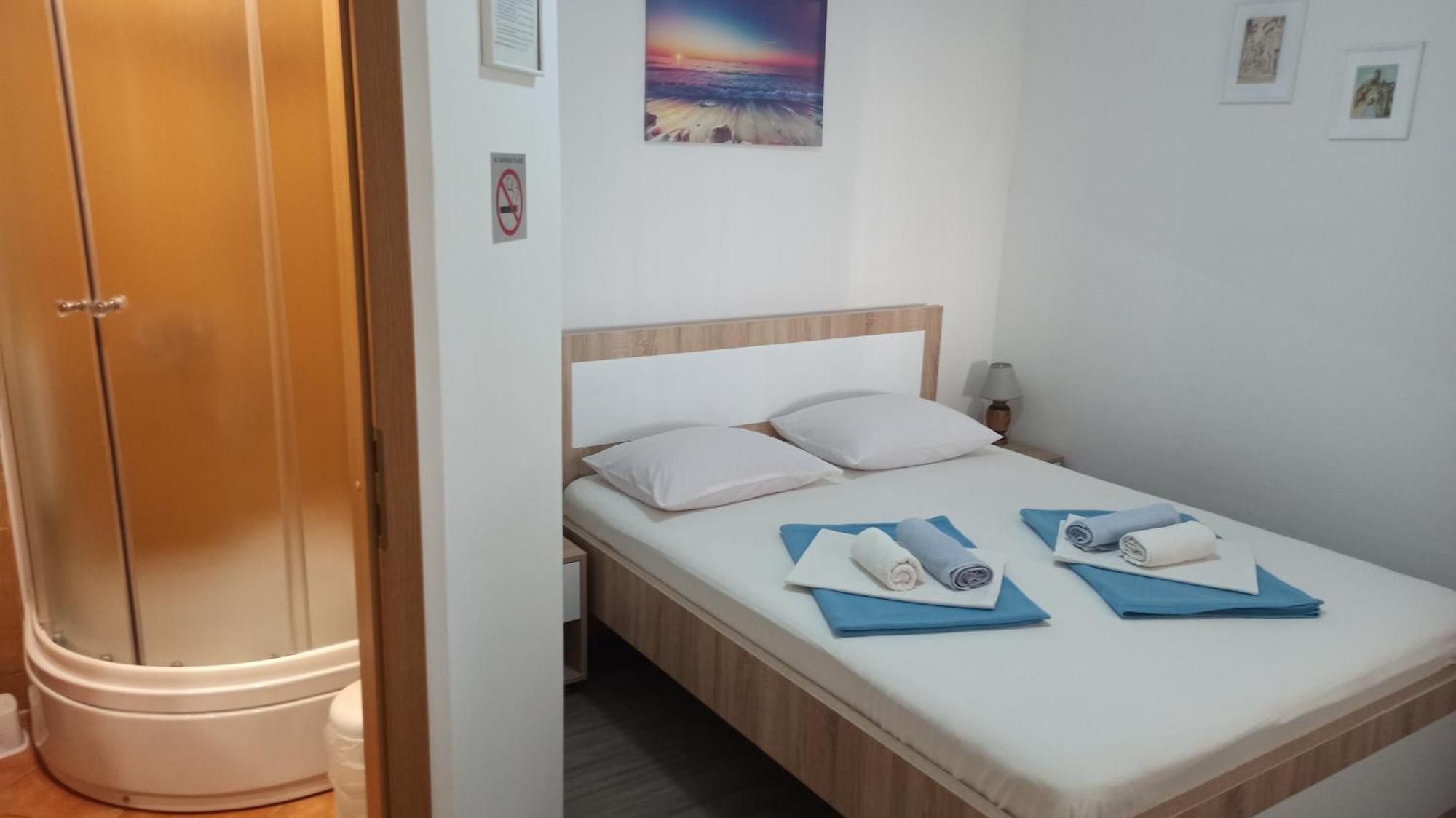 Apartmani - Sobe Cosic 네움 외부 사진
