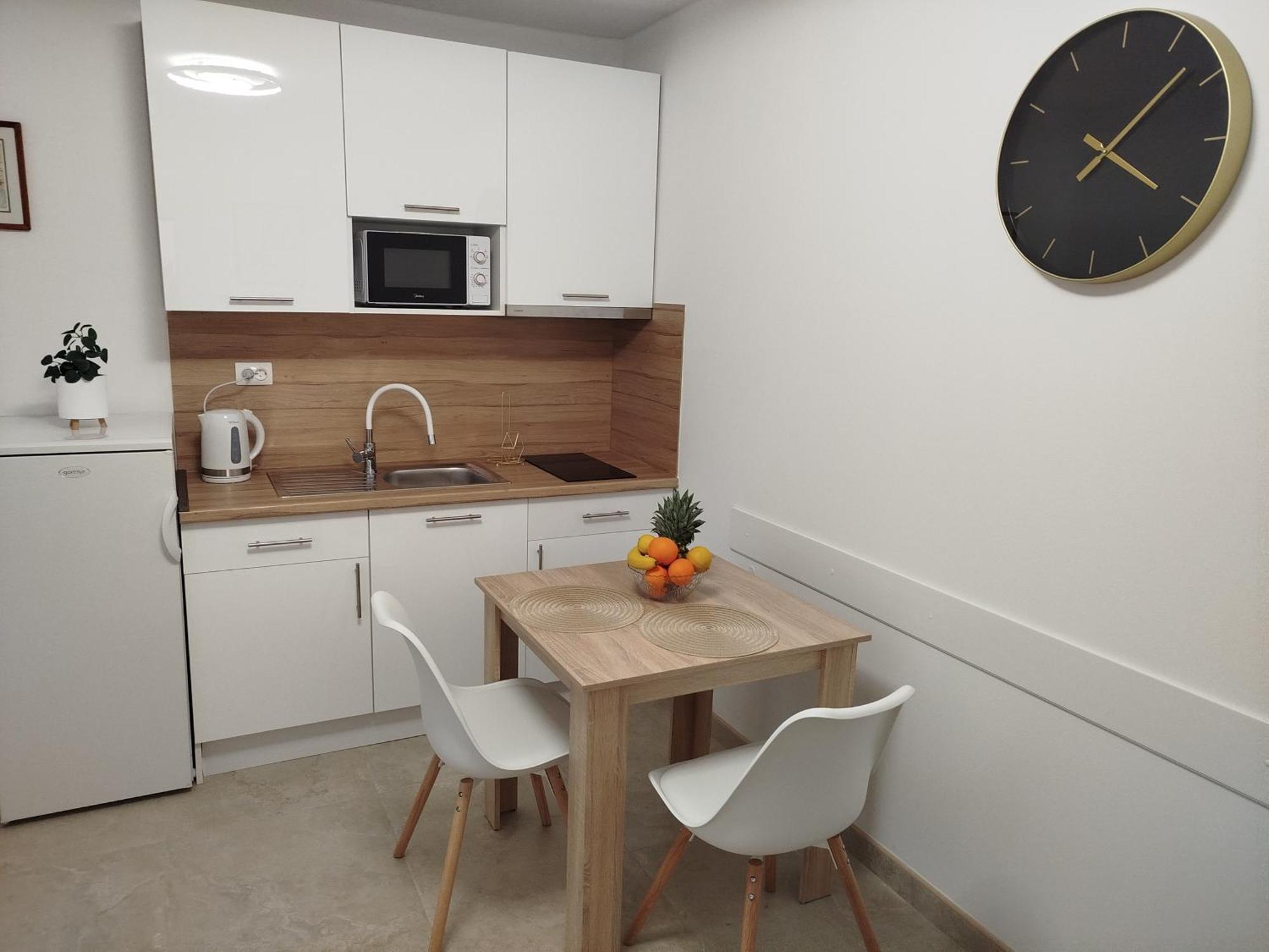 Apartmani - Sobe Cosic 네움 객실 사진