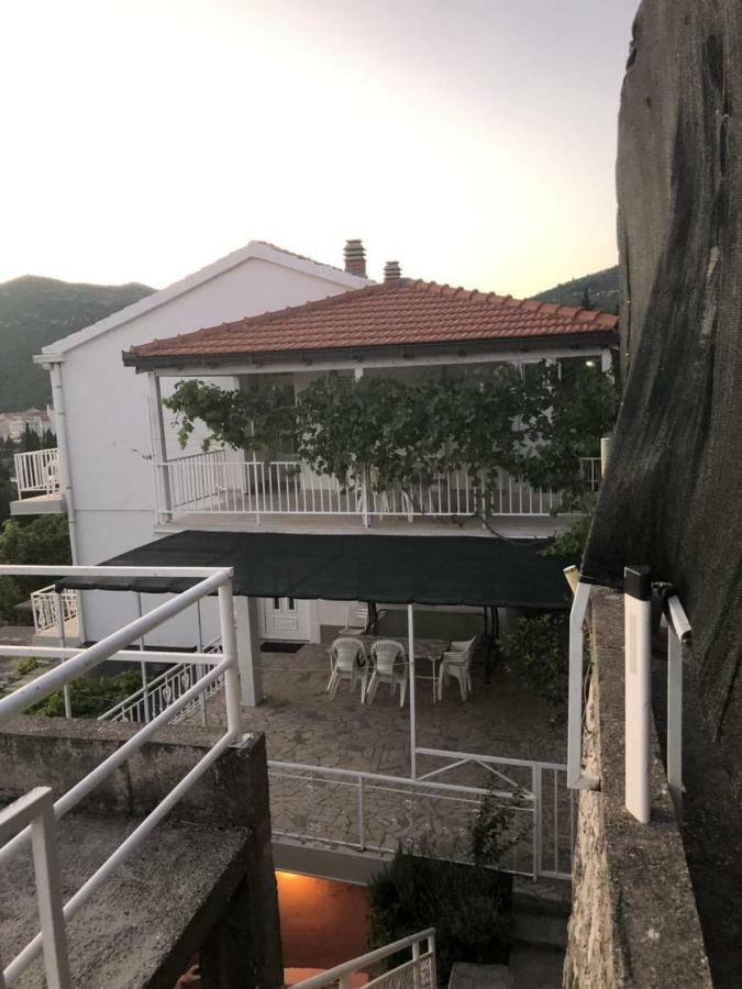 Apartmani - Sobe Cosic 네움 외부 사진
